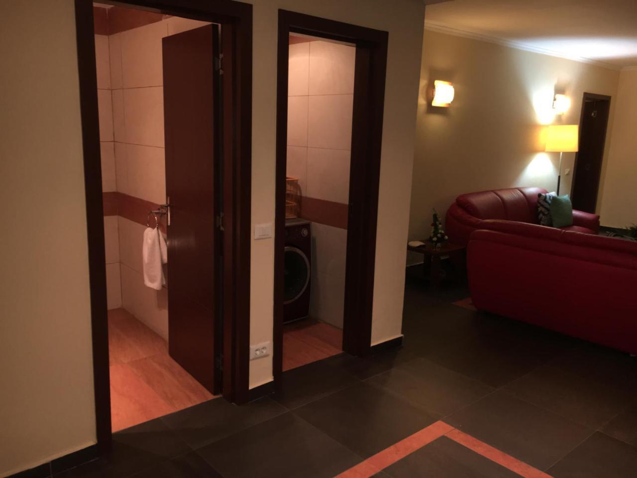 Djeug'Appart Hotel Yaoundé Dış mekan fotoğraf