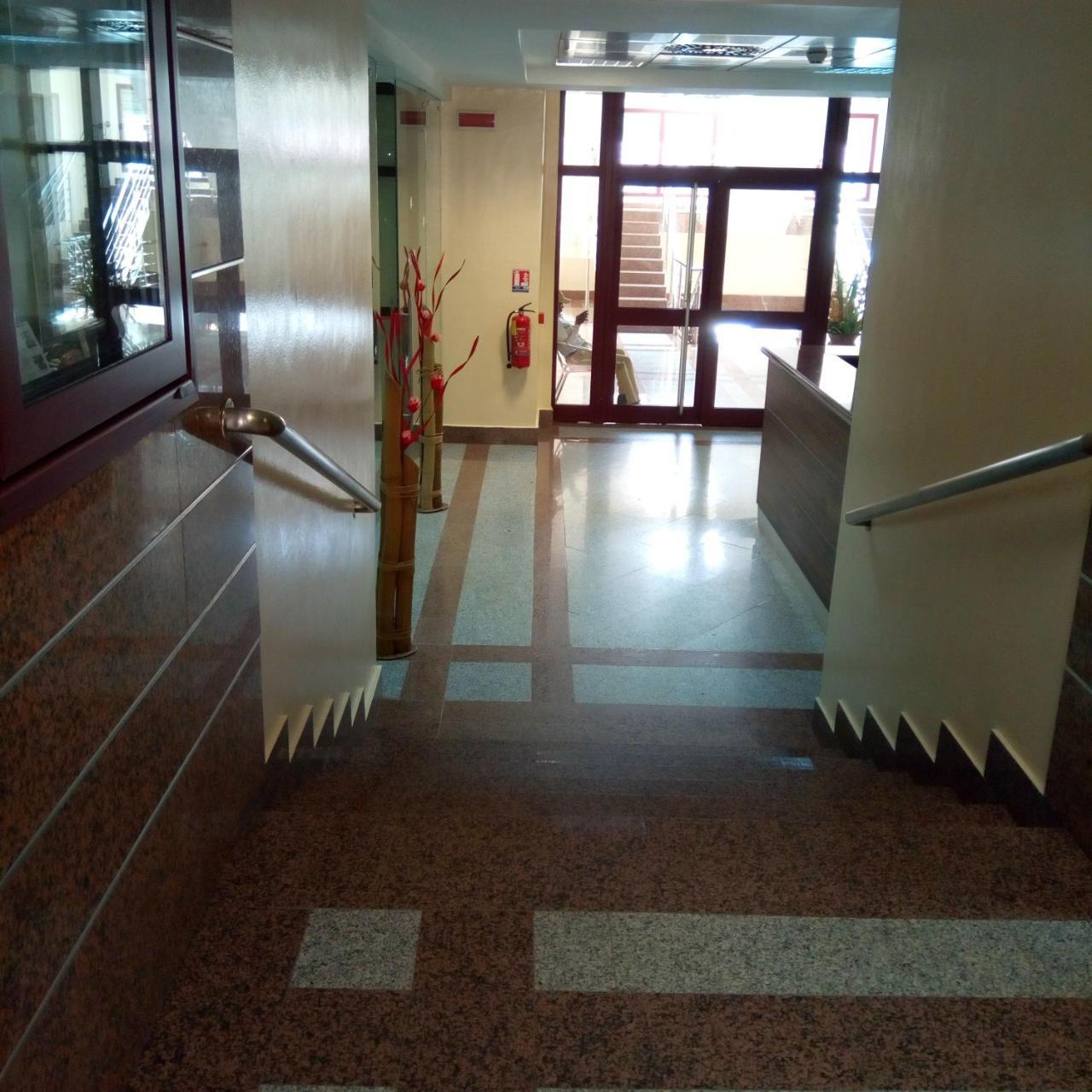 Djeug'Appart Hotel Yaoundé Dış mekan fotoğraf