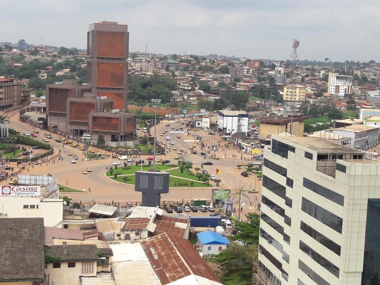 Djeug'Appart Hotel Yaoundé Dış mekan fotoğraf