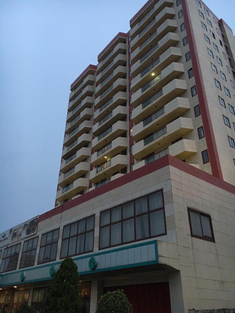 Djeug'Appart Hotel Yaoundé Dış mekan fotoğraf